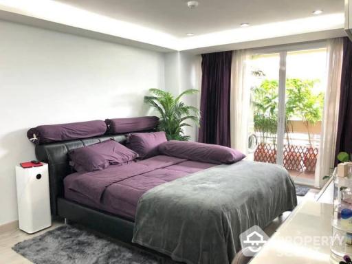 2-BR Condo at Fragrant 71 Condominium near BTS Phra Khanong