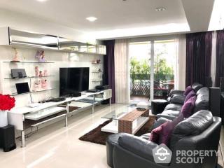 2-BR Condo at Fragrant 71 Condominium near BTS Phra Khanong