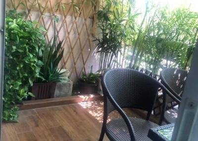 2-BR Condo at Fragrant 71 Condominium near BTS Phra Khanong