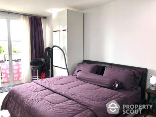 2-BR Condo at Fragrant 71 Condominium near BTS Phra Khanong