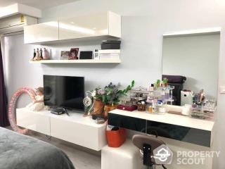 2-BR Condo at Fragrant 71 Condominium near BTS Phra Khanong