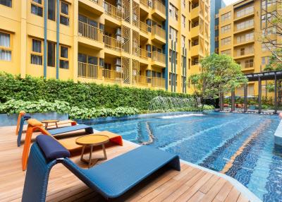 THE BASE Sukhumvit 50, the outstanding condo near the BTS Onnut