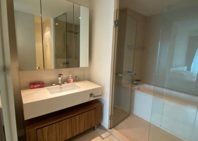 1-BR Condo at The River Condominium near BTS Saphan Taksin (ID 545777)