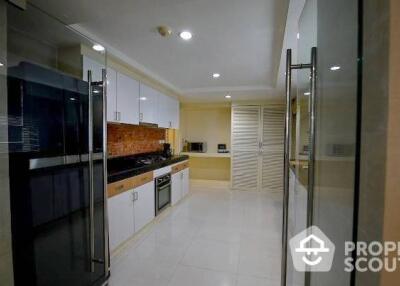 3-BR Condo at President Park Condominium near MRT Queen Sirikit National Convention Centre