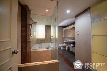 3-BR Condo at President Park Condominium near MRT Queen Sirikit National Convention Centre