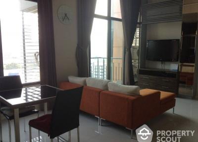 1-BR Condo at Villa Asoke near MRT Phetchaburi