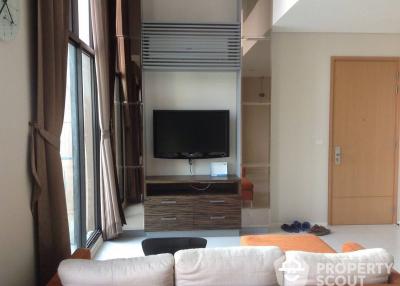 1-BR Condo at Villa Asoke near MRT Phetchaburi