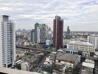 Condo with musical pool + rooftop garden