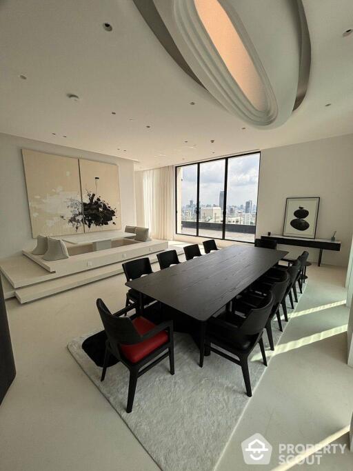 4-BR Condo at The Diplomat 39 near BTS Phrom Phong