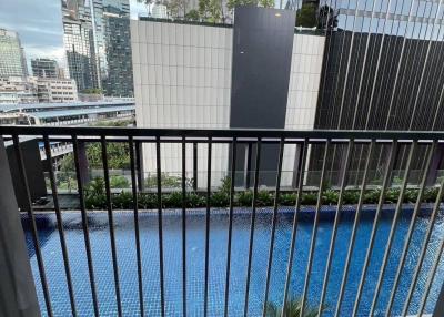 Studio Condo at Noble Remix near BTS Thong Lor