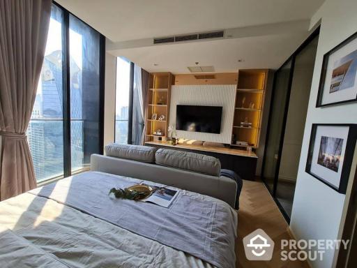 1-BR Condo at Noble Ploenchit near BTS Phloen Chit (ID 389759)