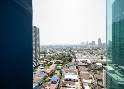 The Base Base Sukhumvit 77 is the heart of the city condominium in Sukhumvit area