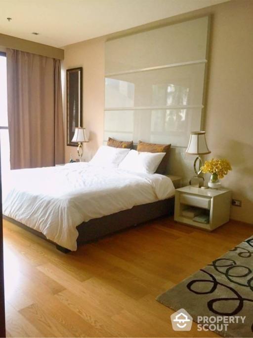 1-BR Condo at The Address Sathorn near BTS Chong Nonsi