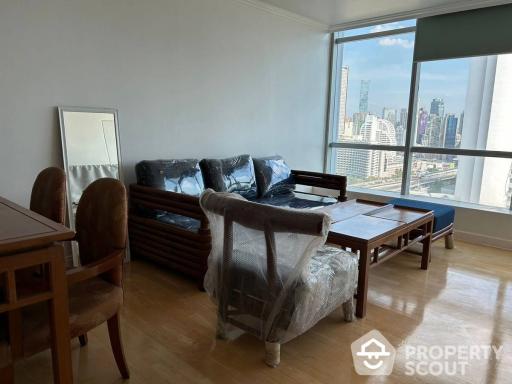 2-BR Condo at Baan Sathorn Chaopraya near BTS Krung Thon Buri