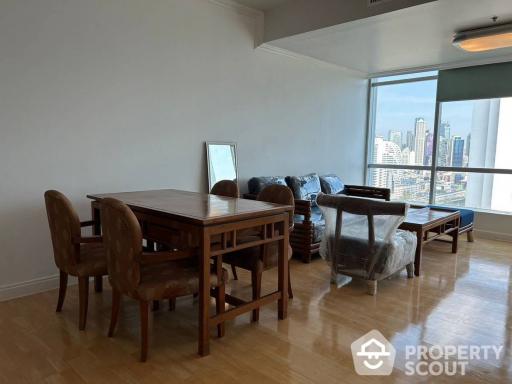 2-BR Condo at Baan Sathorn Chaopraya near BTS Krung Thon Buri