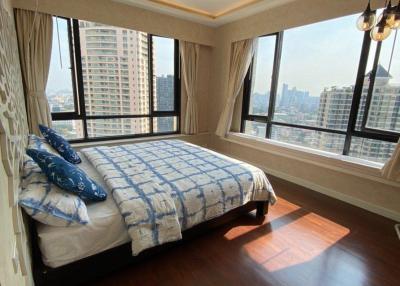 3-BR Condo at Baan Piya Sathorn near MRT Si Lom