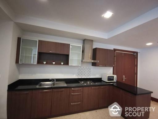 3-BR Condo at Nusasiri Grand Condominium near BTS Ekkamai