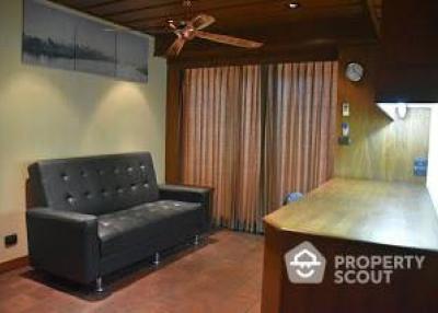 2-BR Condo at Diamond Tower Condominium near BTS Chong Nonsi