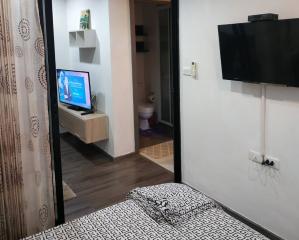 One bedroom and One bathroom features all furniture in Sukhumvit area