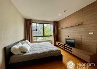 2-BR Condo at Issara @ 42 Sukhumvit Condominium near BTS Ekkamai