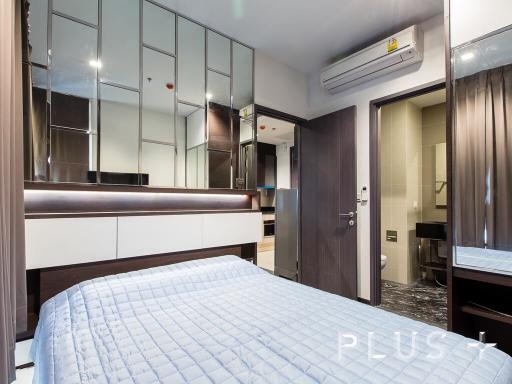 Easy access condo 5 minutes to BTS/MRT