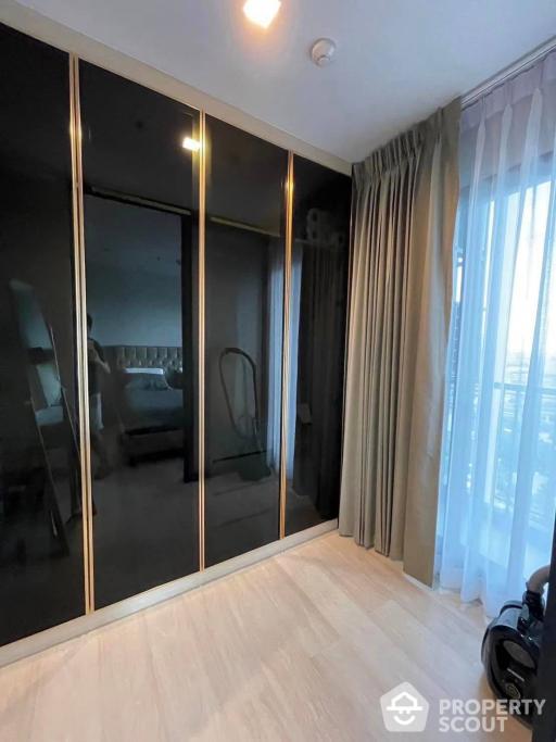 1-BR Condo at Life One Wireless near BTS Phloen Chit