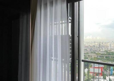 1-BR Condo at Life One Wireless near BTS Phloen Chit