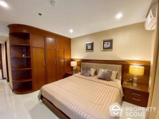 3-BR Condo at Baan Suanpetch Condominium near BTS Phrom Phong (ID 457241)