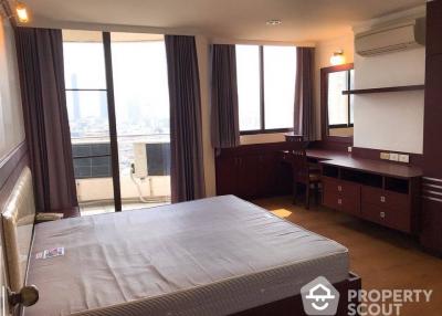 2-BR Condo at Supalai Place Sukhumvit 39 near BTS Phrom Phong (ID 400821)