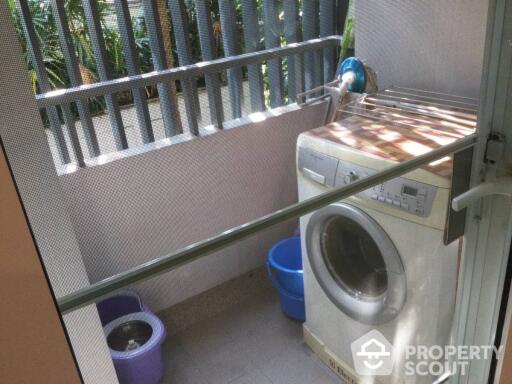 2-BR Condo at The Silk Phaholyothin 3 Condominium near BTS Sanam Pao