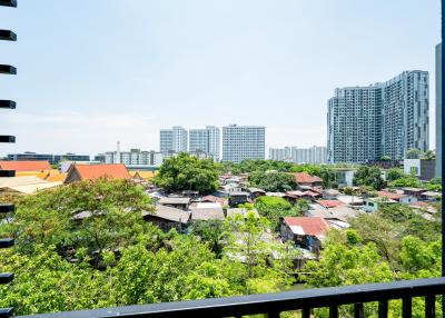 Condo in the great area of Sukhumvit. Just 5 minutes from BTS Onnut