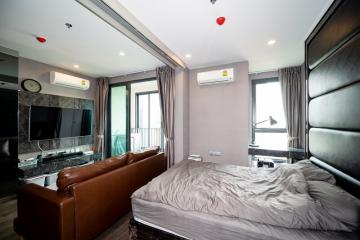 Ideo Q Siam-Ratchathewi, The fully furnished 1 bedroom ready to move in.