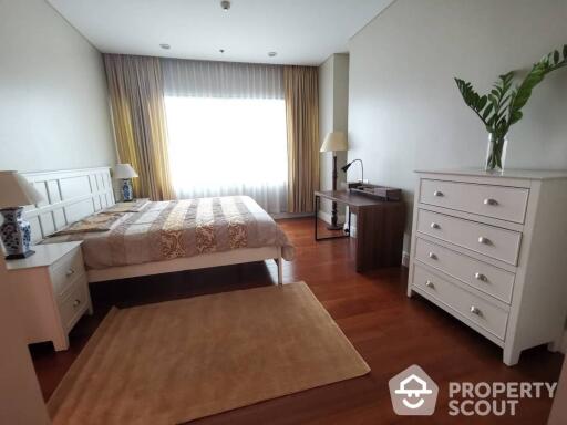 1-BR Condo at Bright Sukhumvit 24 Condominium near MRT Queen Sirikit National Convention Centre