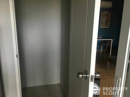 1-BR Condo at Hive Sukhumvit 65 near BTS Ekkamai