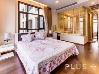 Condo near BTS Phromphong near Emporium