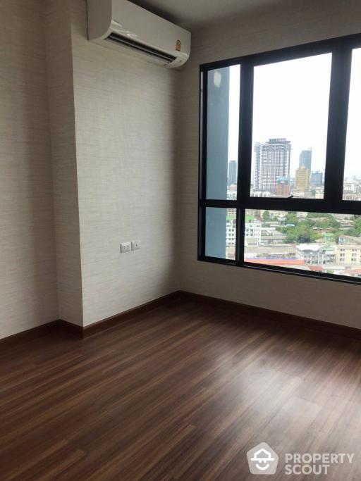 2-BR Condo at Supalai Premier Charoen Nakhon near BTS Krung Thon Buri