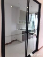 2-BR Condo at Supalai Premier Charoen Nakhon near BTS Krung Thon Buri