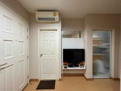 Great simplicity style and tidy Condominium in Sukhumvit area