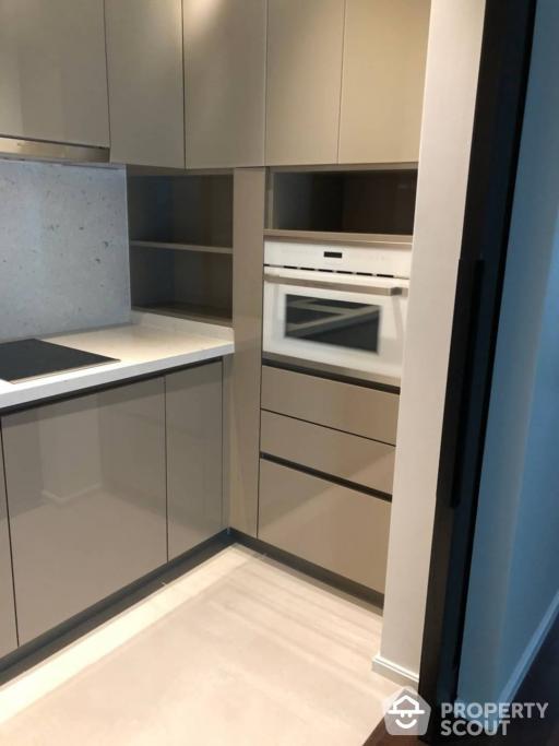 1-BR Condo at The Diplomat 39 near BTS Phrom Phong (ID 399899)