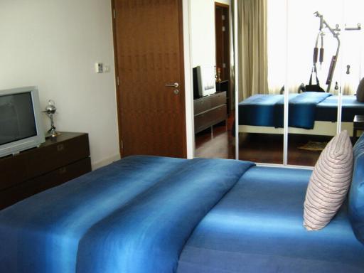 The 3 bedroom comes with the usable area of 205 sq.m.,Near BTS asoke and MRT Sukhumvit.