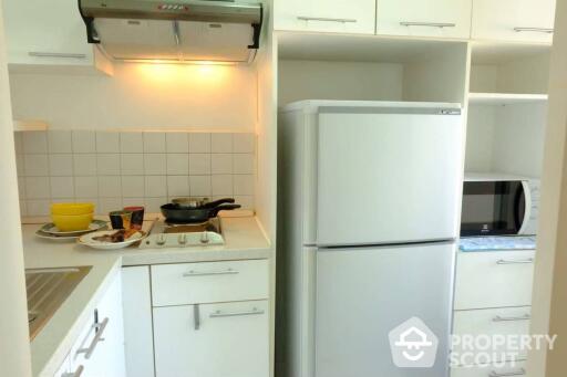 1-BR Condo at Condo One X Sukhumvit 26 near BTS Phrom Phong