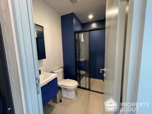 1-BR Condo at Xt Ekkamai near BTS Thong Lor