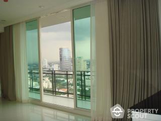 2-BR Condo at Royce Private Residences near MRT Sukhumvit