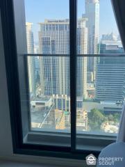 1-BR Condo at Noble Ploenchit near BTS Phloen Chit