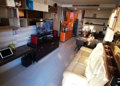 2-BR Condo at Noble Ploenchit near BTS Phloen Chit