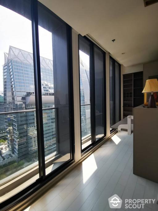 2-BR Condo at Noble Ploenchit near BTS Phloen Chit