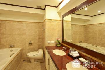 3-BR Condo at Saranjai Mansion Condominium near BTS Nana (ID 513292)