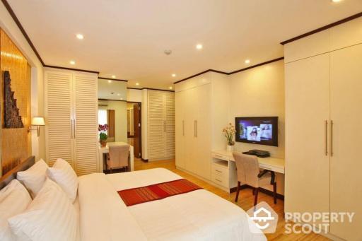 3-BR Condo at Saranjai Mansion Condominium near BTS Nana (ID 513292)