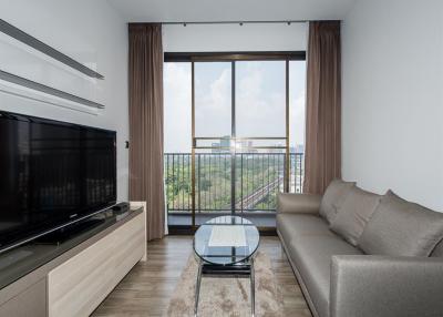 3 bedrooms unit with enormous Jatujak park view, fully-furnished with modern style