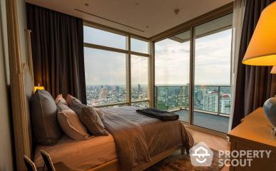 2-BR Condo at Four Seasons Private Residences Bangkok near BTS Saphan Taksin